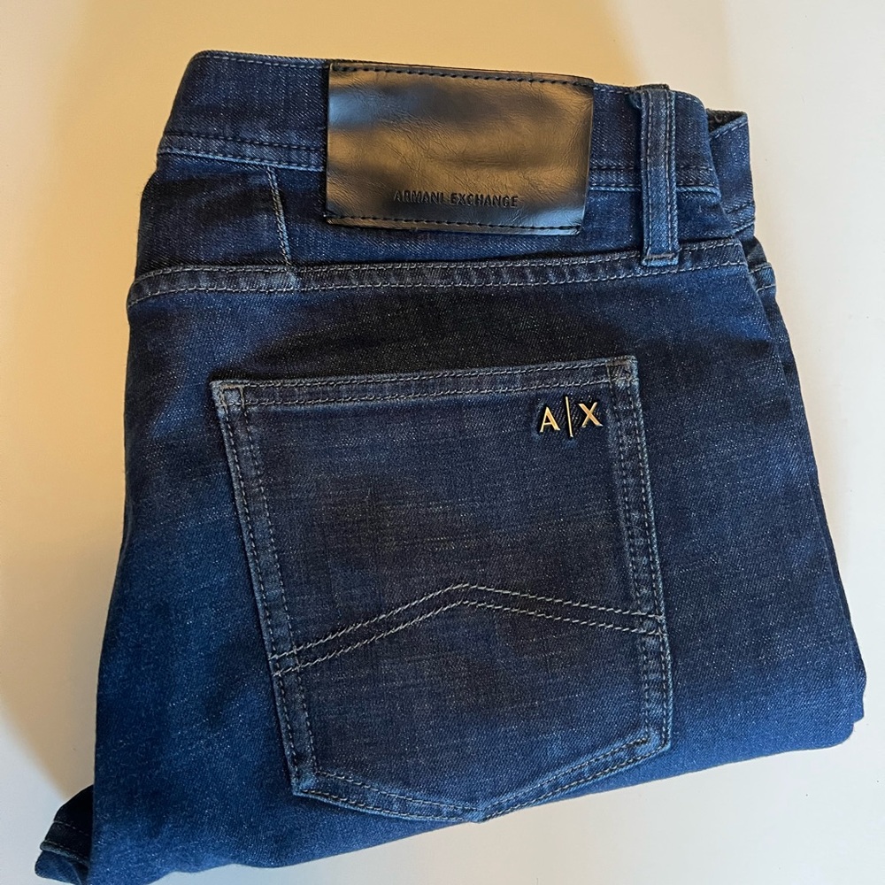 Armani Exchange Men’s dark blue wash  jeans straight leg . Size 32 S